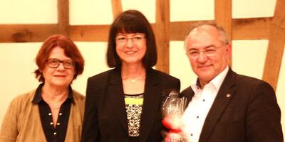 Annette Sawade MdB, Vorsitzende Caroline Vermeulen, Josip Juratovic MdB